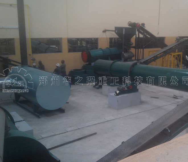 雞糞新型有機(jī)肥二合一造粒機(jī)生產(chǎn)線(xiàn)